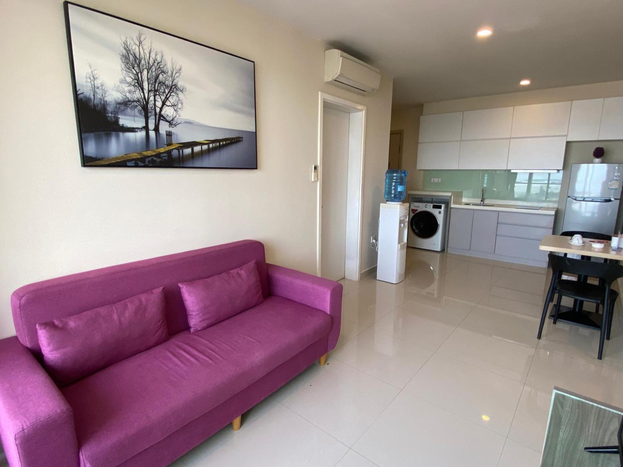 The Bridge Club Hotell Phnom Penh Exteriör bild